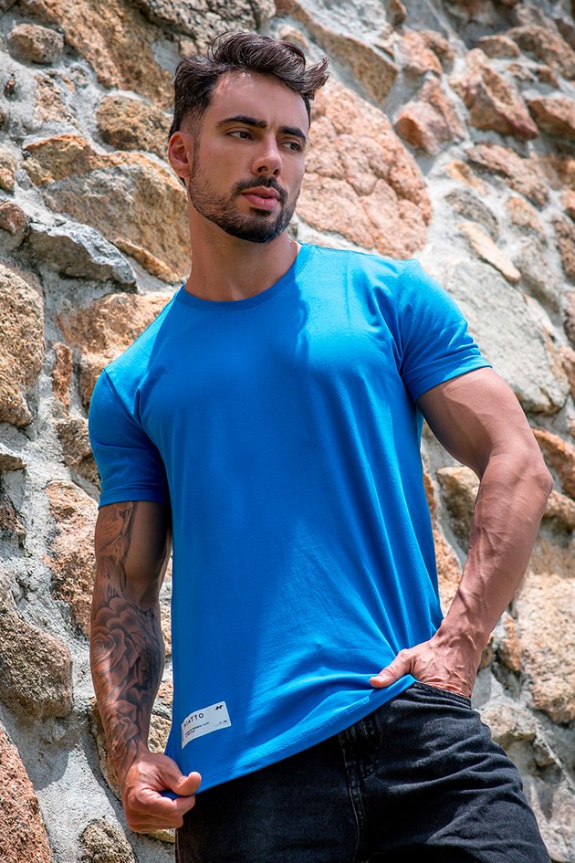 02m0437 057 camiseta masculina listen hiatto azul bic 1