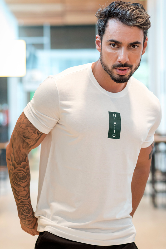 02m0522 camiseta masculina efeito de etiqueta branco hiatto 3
