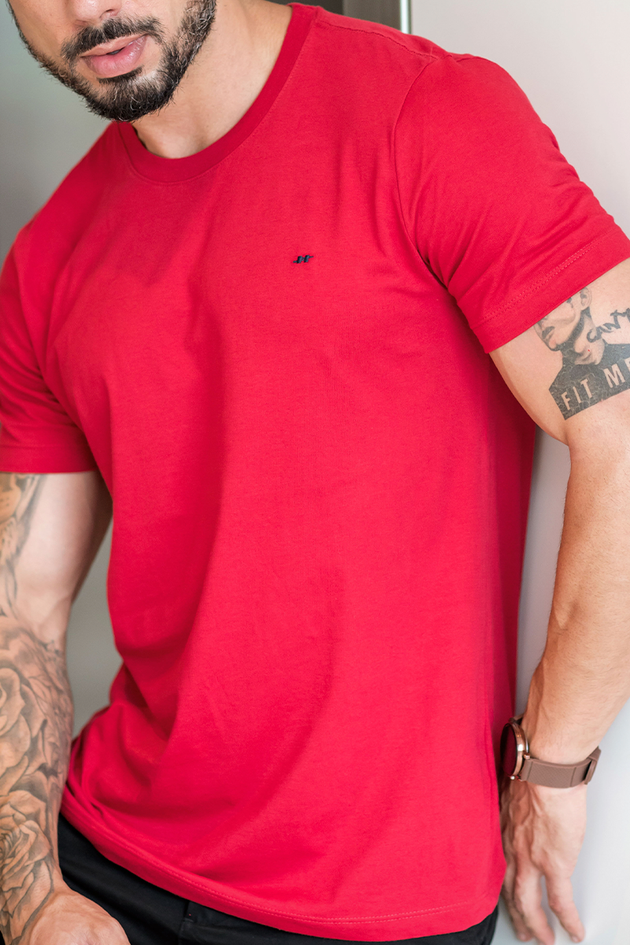 02m0511 004 camiseta masculina logo bordado vermelho hiatto 2