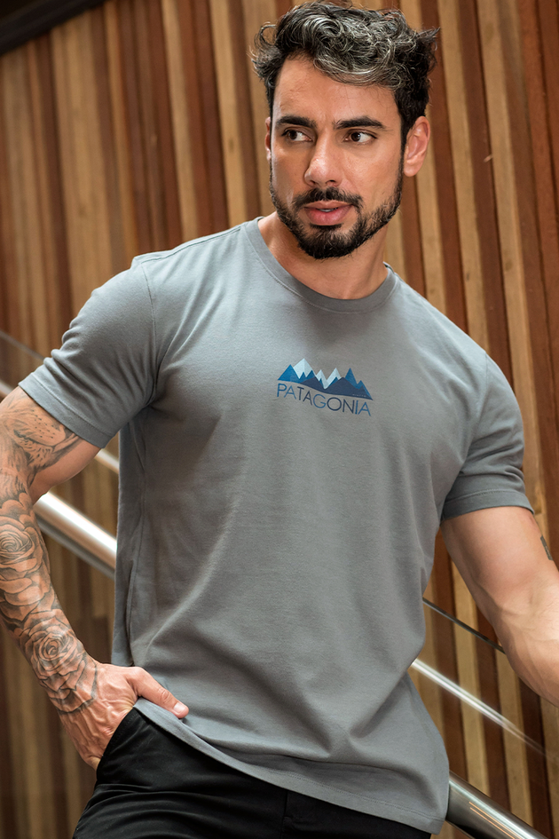 02m0517 037 camiseta masculina patagonia blue grafite hiatto 1