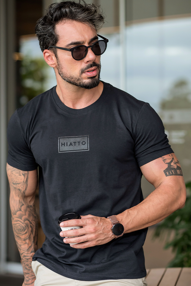 02m0521 002 camiseta masculina efeito relevo preto hiatto 1