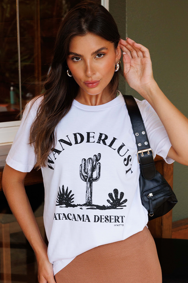 02f0289 001 camiseta feminina wanderlust branco hiatto 1