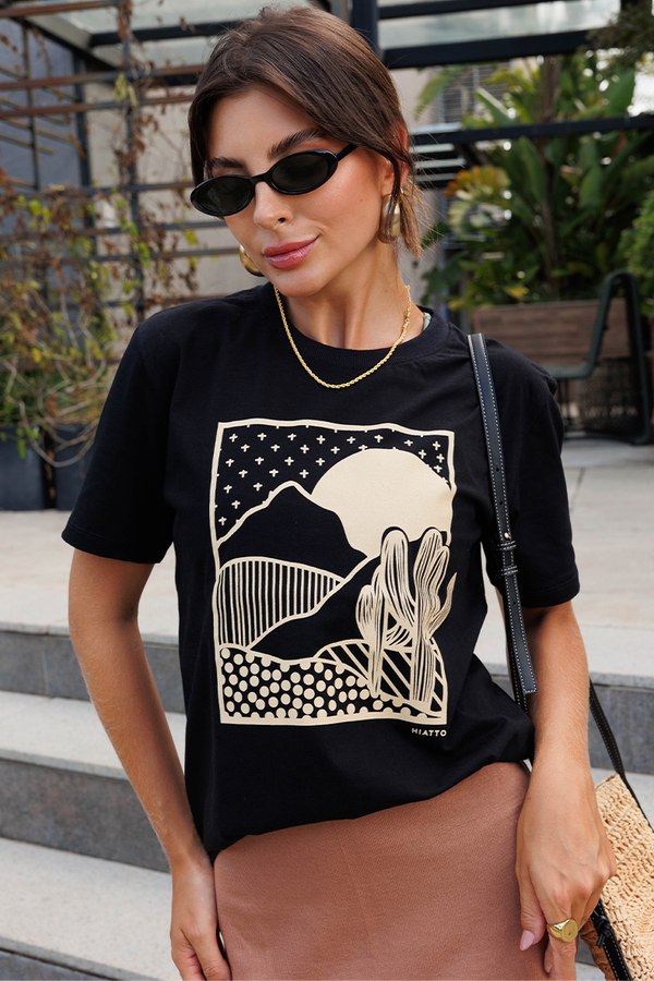 02f0290 002 camiseta feminina nightfall preto hiatto 1