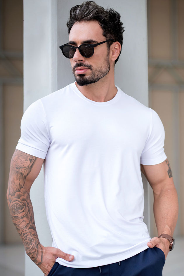 02m0529 001 camiseta masculina tech performance modal branco hiatto 2
