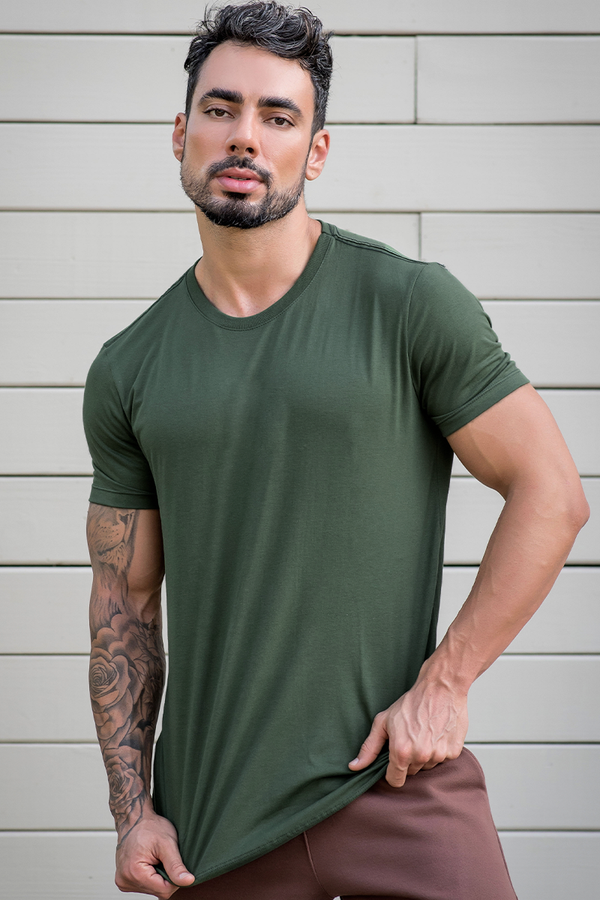 02m0135 027 camiseta masculina basica hiatto verde musgo 1