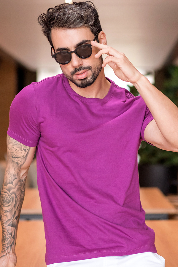 02m0135 064 camiseta masculina basica hiatto roxo 1