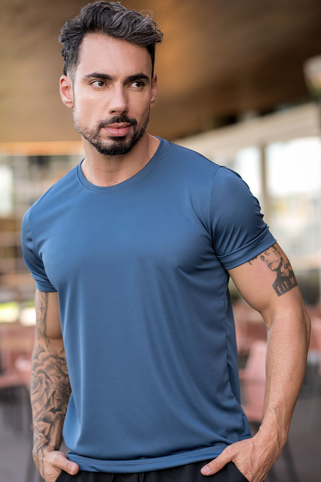 02m0536 006 camiseta masculina dry marinho hiatto 1