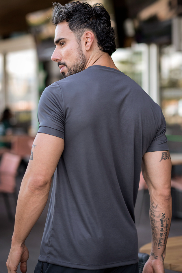 02m0536 037 camiseta masculina dry grafite hiatto 4