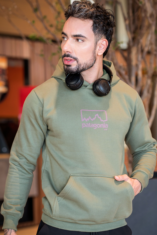 11m0051 007 blusa de moletom masculino com capuz e bolso canguru patagonia verde hiatto 1