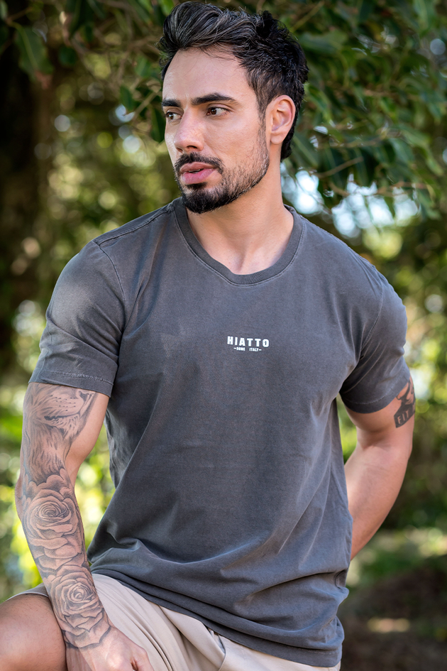 02m0538 002 camiseta estonada masculina coliseu preto hiatto 1