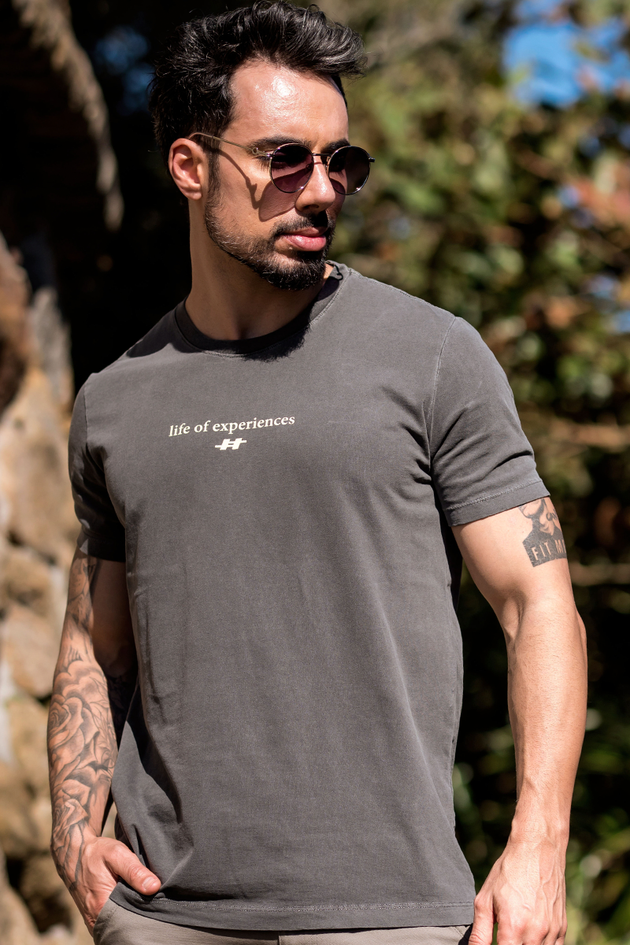 02m0541 002 camiseta estonada masculina roma preto hiatto 1