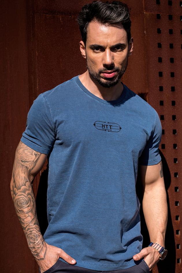 02m0542 006 camiseta estonada masculina htt marinho hiatto 1