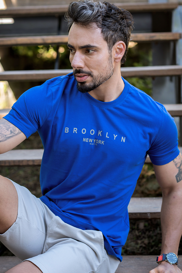 02m0550 057 camiseta masculina brooklyn azul bic hiatto 1