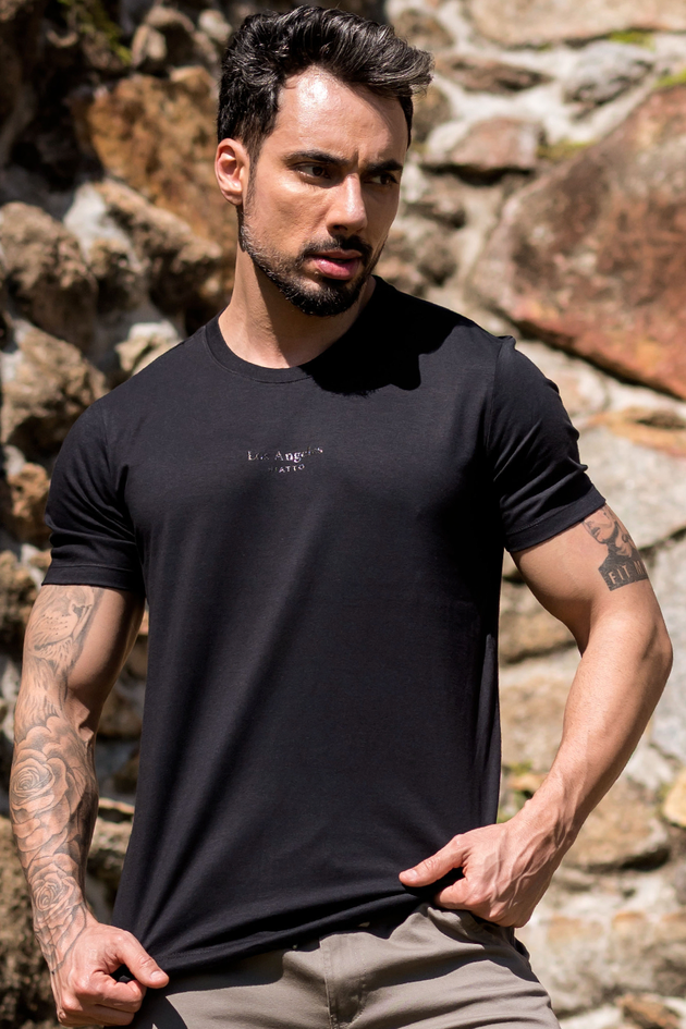02m0551 002 camiseta masculina los angeles preto hiatto 1