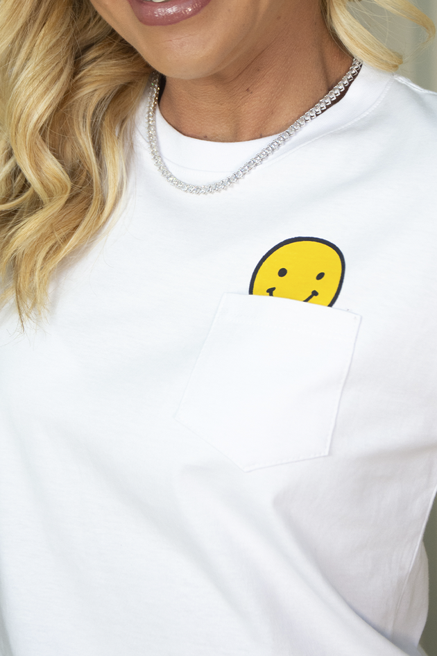 Camiseta Smile Bolso Branco